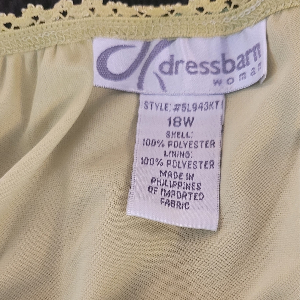 Dressbarn Green Top And Skirt - Picture 6 of 14